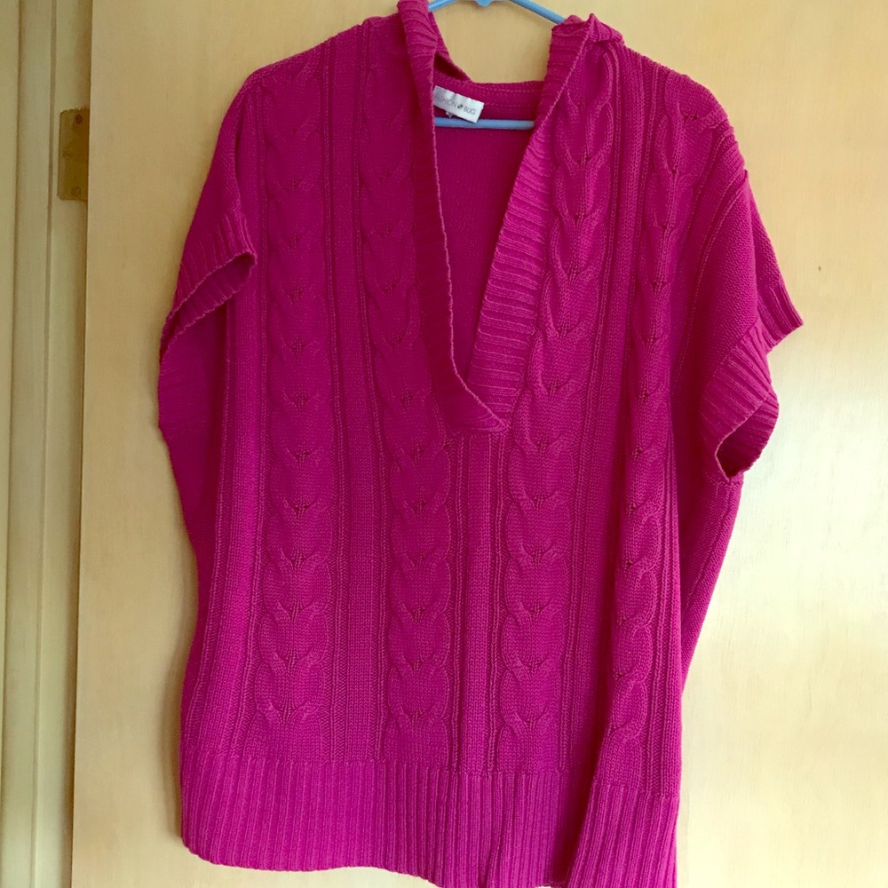 Fashion bug hooded short sleeve sweater